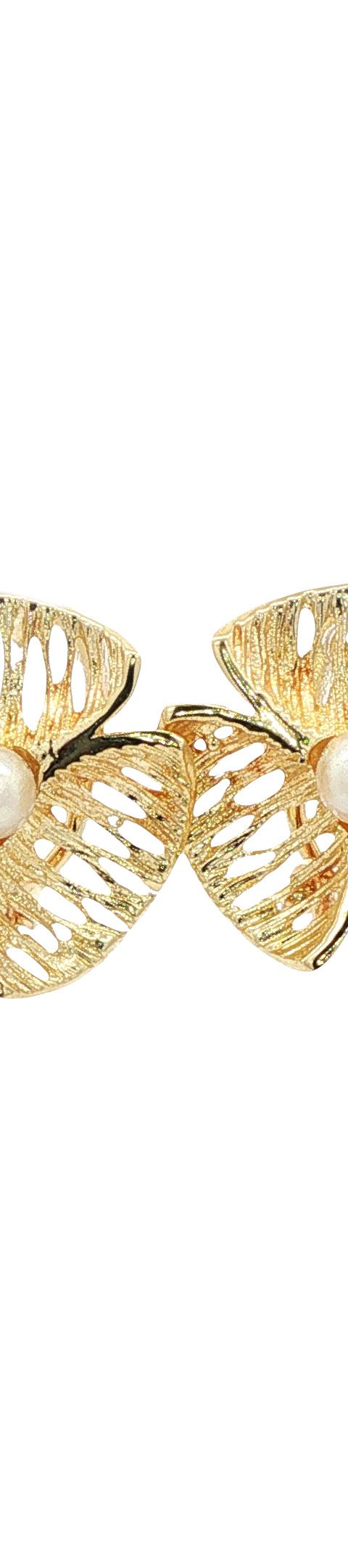 Vintage 14K Gold Clip Earrings with Pearl